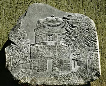 LORIS PRATI - Porta romana - bassorilievo su pietra